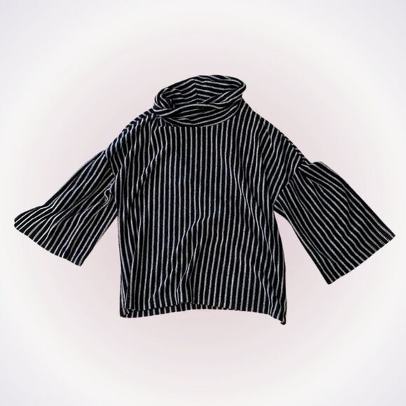 W5 Black and Tan Striped Boxy Fit Turtleneck | Sz S - Picture 1 of 5